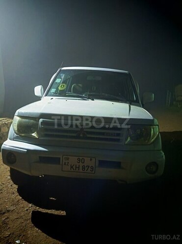 Mitsubishi Pajero io 1999, 312,542 km - 1.8 l - Lerik