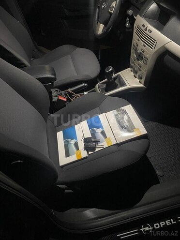 Opel Astra 2008, 200,000 km - 1.4 l - Sumqayıt