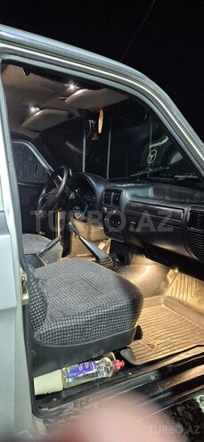 GAZ 31105 2004, 331,520 km - 2.4 l - Şamaxı