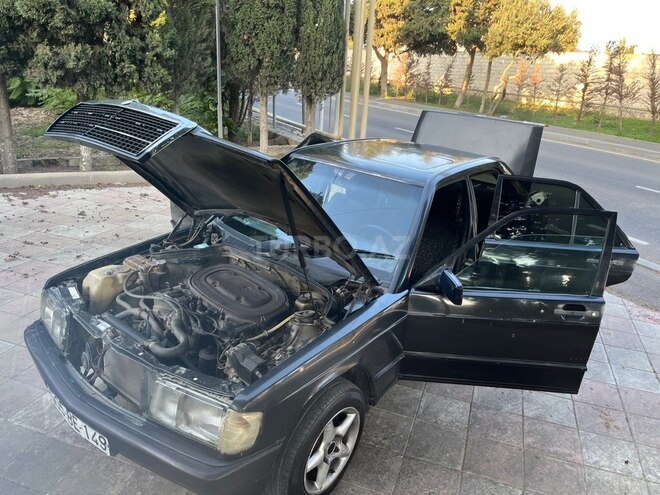 Mercedes 190 1987, 175,000 km - 2.0 l - Bakı