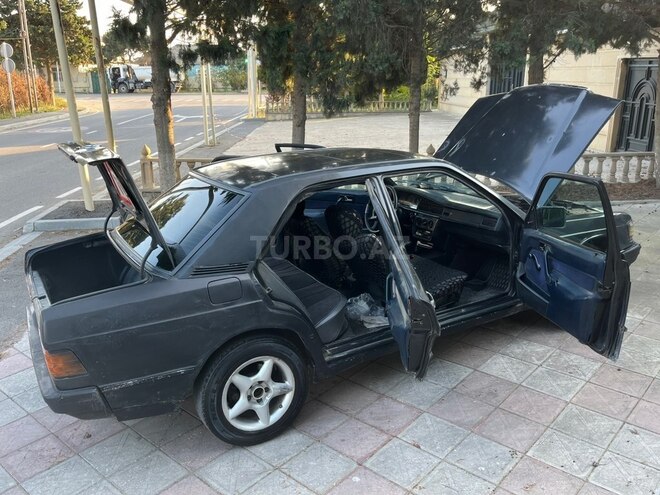 Mercedes 190 1987, 175,000 km - 2.0 l - Bakı