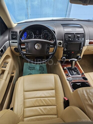 Volkswagen Touareg 2009, 270,000 km - 3.6 l - Şabran