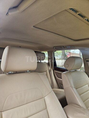 Volkswagen Touareg 2009, 270,000 km - 3.6 l - Şabran