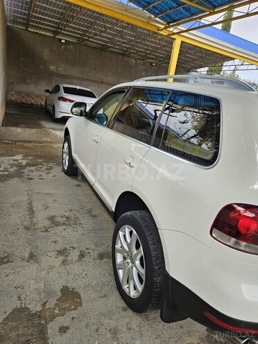 Volkswagen Touareg 2009, 270,000 km - 3.6 l - Şabran