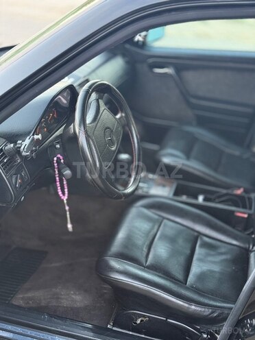 Mercedes C 220 1996, 331,000 km - 2.2 л - Bakı