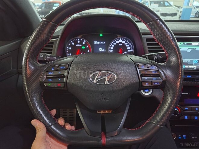 Hyundai Avante 2017, 129,000 km - 1.6 л - Bakı