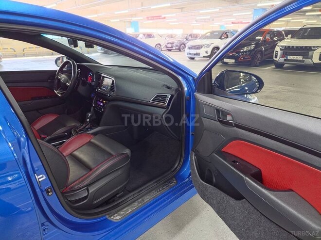 Hyundai Avante 2017, 129,000 km - 1.6 л - Bakı