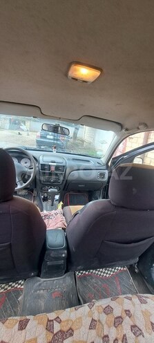 Nissan Sunny 2010, 195,729 km - 1.3 л - Salyan