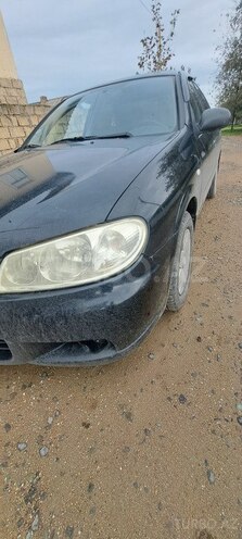 Nissan Sunny 2010, 195,729 km - 1.3 л - Salyan