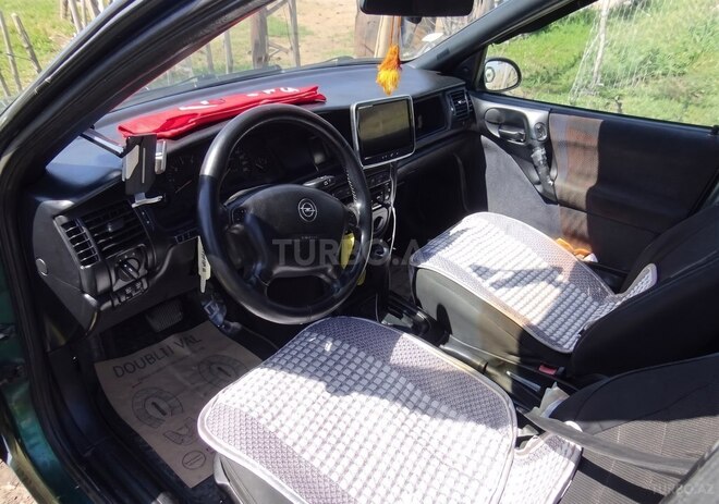 Opel Vectra 1996, 208,500 km - 1.6 l - Naxçıvan
