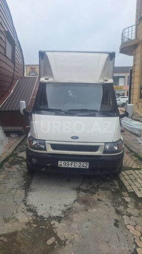 Ford Transit 2002, 338,453 km - 2.4 l - Quba