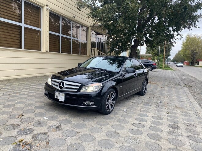 Mercedes C 230 2008, 183,631 km - 2.5 l - Masallı