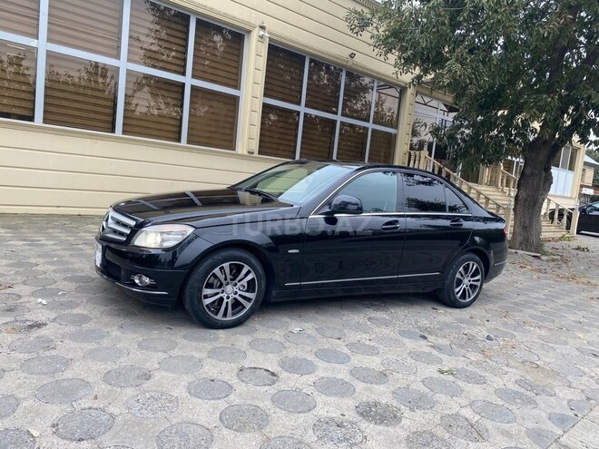 Mercedes C 230 2008, 183,631 km - 2.5 l - Masallı