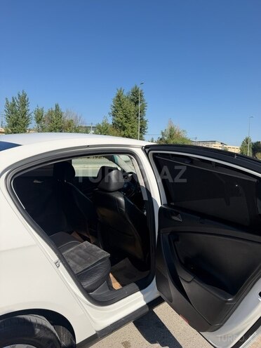 Volkswagen Passat 2009, 167,000 km - 1.8 l - Bakı