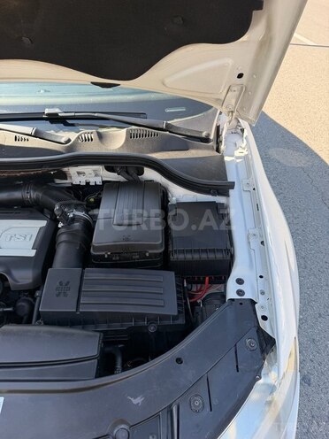 Volkswagen Passat 2009, 167,000 km - 1.8 l - Bakı