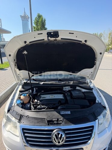 Volkswagen Passat 2009, 167,000 km - 1.8 l - Bakı