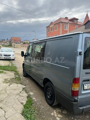 Ford Transit 2001, 500,000 km - 2.2 l - Quba
