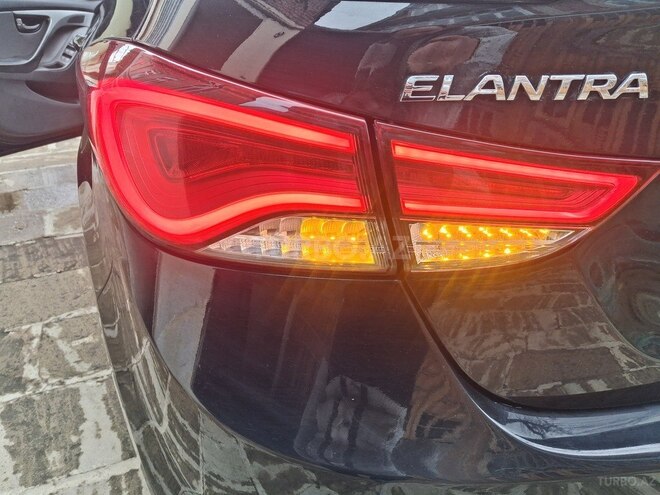 Hyundai Elantra 2011, 369,000 km - 1.8 л - Lənkəran