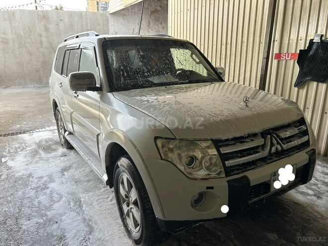 Mitsubishi Pajero 2008, 187,000 km - 3.0 l - Bakı