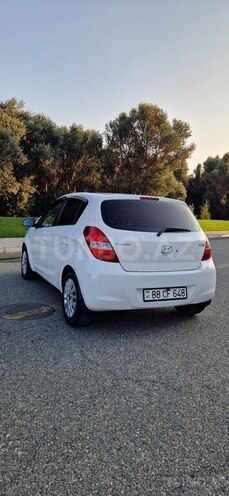 Hyundai i20 2011, 280,000 km - 1.4 l - Bakı