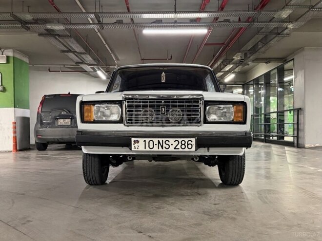 LADA (VAZ) 2107 2005, 75,000 km - 1.6 л - Bakı