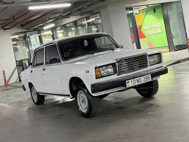 LADA (VAZ) 2107 2005, 75,000 km - 1.6 л - Bakı