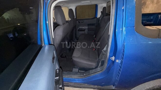 Ford Maverick 2025, 18,818 km - 2.0 л - Bakı