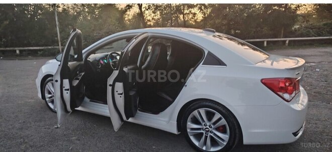 Chevrolet Cruze 2015, 376,000 km - 1.4 l - Qazax
