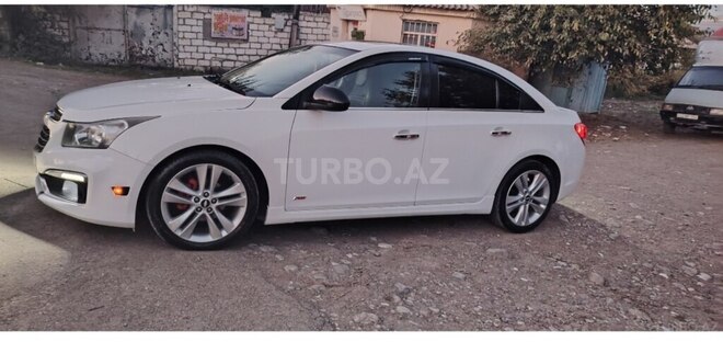 Chevrolet Cruze 2015, 376,000 km - 1.4 l - Qazax