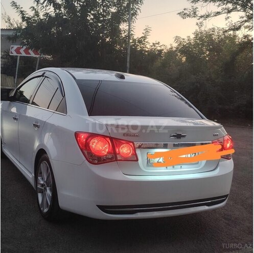 Chevrolet Cruze 2015, 376,000 km - 1.4 l - Qazax