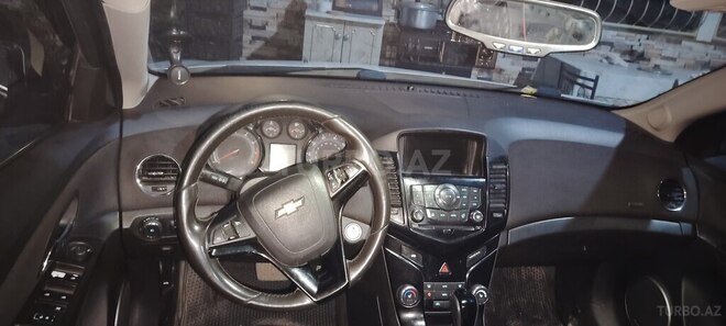 Chevrolet Cruze 2015, 376,000 km - 1.4 l - Qazax