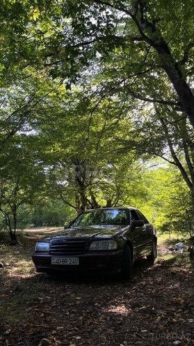 Mercedes C 180 1997, 432,443 km - 1.8 l - Qusar