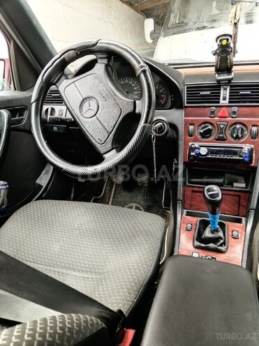 Mercedes C 180 1997, 432,443 km - 1.8 l - Qusar
