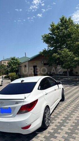 Hyundai Accent 2013, 218,000 km - 1.4 л - Bakı