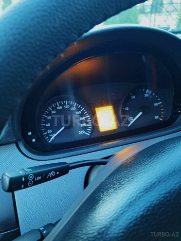 Mercedes Vito 2009, 340,000 km - 2.1 l - Bakı