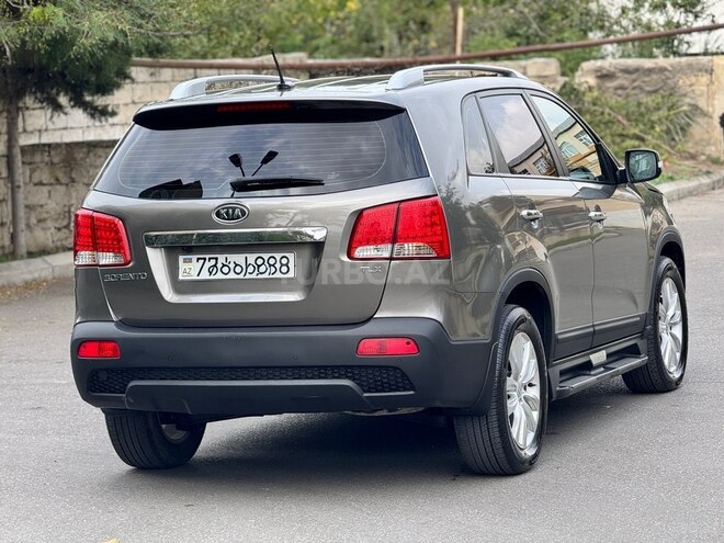 Kia Sorento 2010, 273,420 km - 2.0 l - Bakı