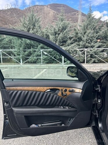 Mercedes E 300 2006, 440,000 km - 3.0 л - Şəki