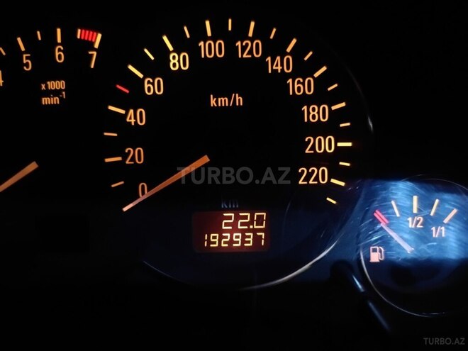 Opel Meriva 2005, 193,000 km - 1.6 л - Xudat