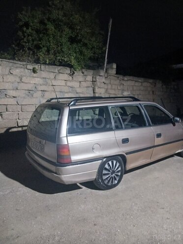 Opel Astra 1997, 999,900 km - 1.6 l - Bakı