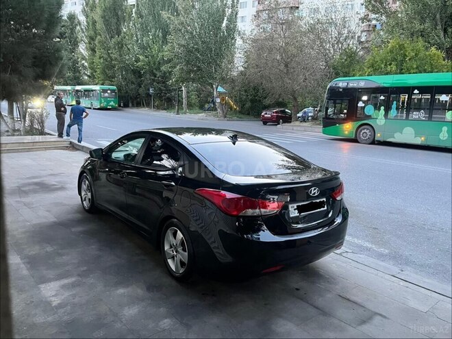 Hyundai Elantra 2011, 294,100 km - 1.8 l - Bakı