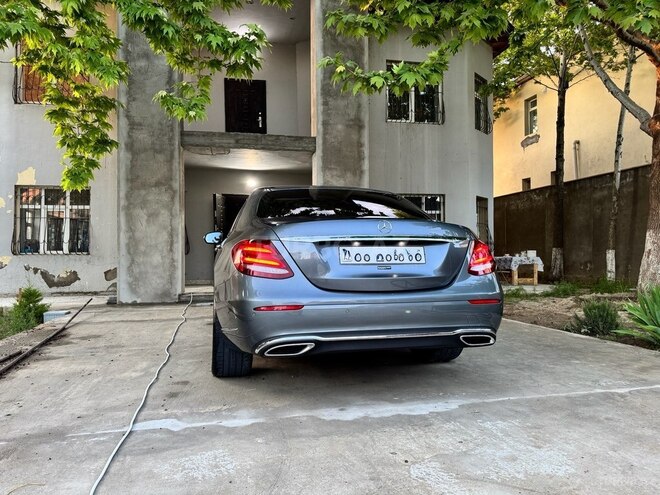 Mercedes E 220 d 2016, 130,000 km - 2.0 л - Bakı