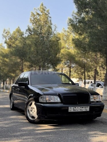 Mercedes C 240 1998, 259,000 km - 2.6 l - Sumqayıt