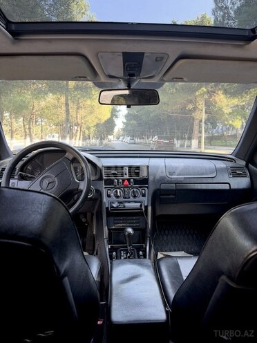 Mercedes C 240 1998, 259,000 km - 2.6 l - Sumqayıt