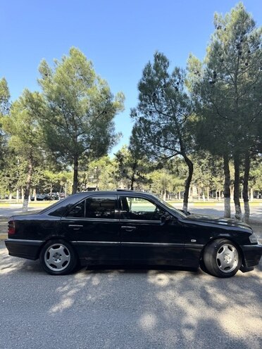 Mercedes C 240 1998, 259,000 km - 2.6 l - Sumqayıt