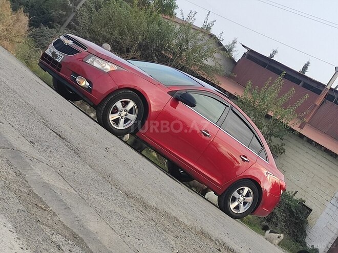 Chevrolet Cruze 2011, 333,000 km - 1.4 л - Ağdaş