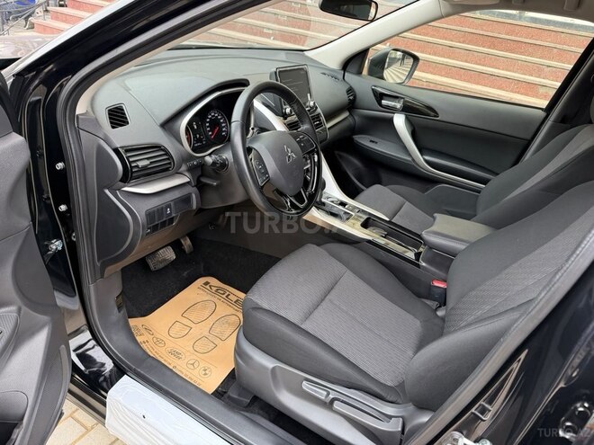 Mitsubishi Eclipse Cross 2022, 28,150 km - 2.0 l - Bakı