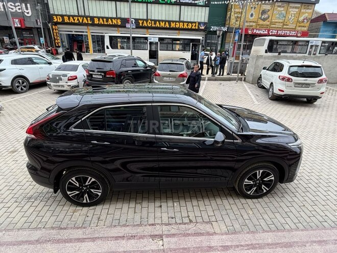 Mitsubishi Eclipse Cross 2022, 28,150 km - 2.0 l - Bakı