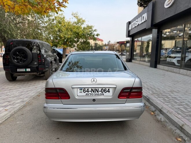 Mercedes E 270 2001, 420,000 km - 2.7 l - Sumqayıt