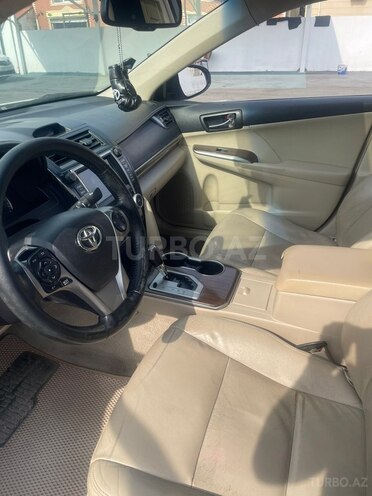 Toyota Camry 2013, 275,000 km - 2.5 л - Bakı
