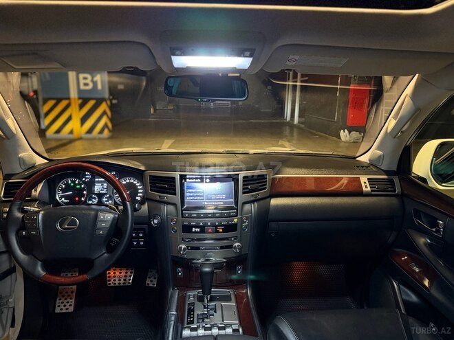 Lexus LX 570 2013, 179,000 km - 5.7 l - Bakı
